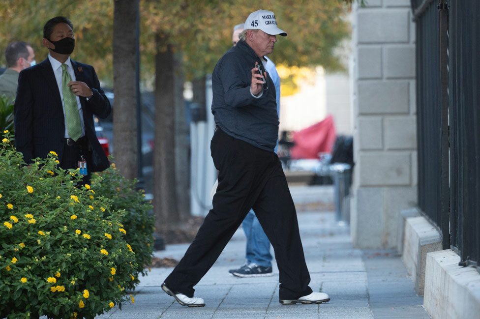 Trump returns to the White House after playing golf