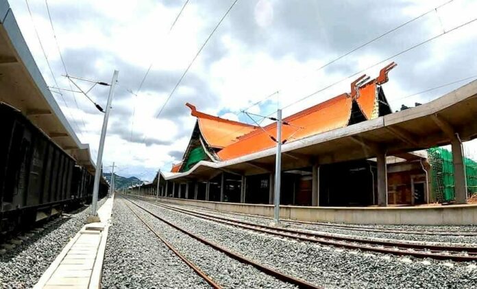 Ferrocarril Laos-China Día D 2 21 de diciembre