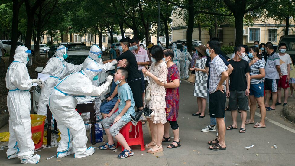 Residents wait in the all-inclusive Covid-19 test in Wuhan