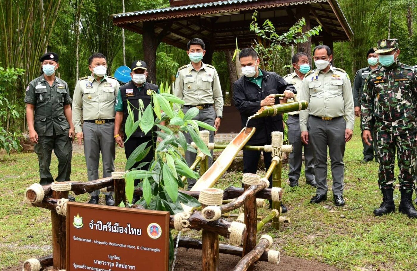 วราวุธ รมว.ทส. ลงพื้นที่ อุทยานฯน้ำหนาว กำชับ ดูแลทรัพยากรธรรมชาติ สัตว์ป่า