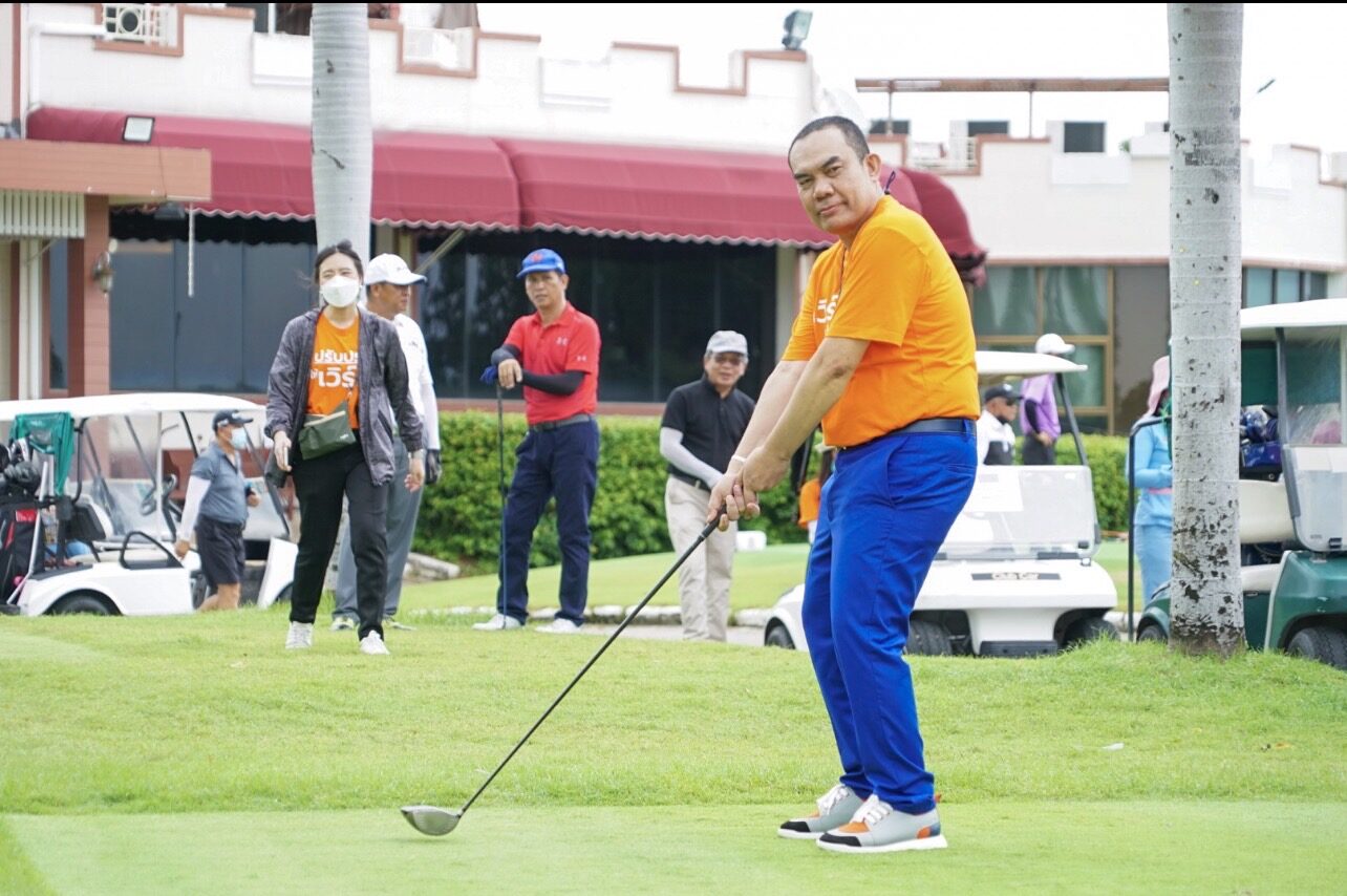 ผู้สมัครนายกสภาทนายความ จัดกอล์ฟ LAWYERS GOLF CUP – กัลลวัตร แชมป์