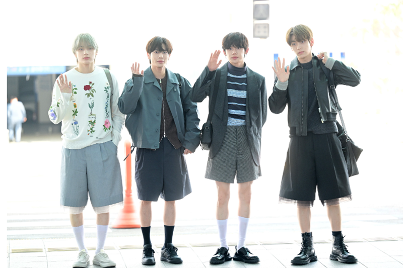 TOMORROW X TOGETHER Airport Look