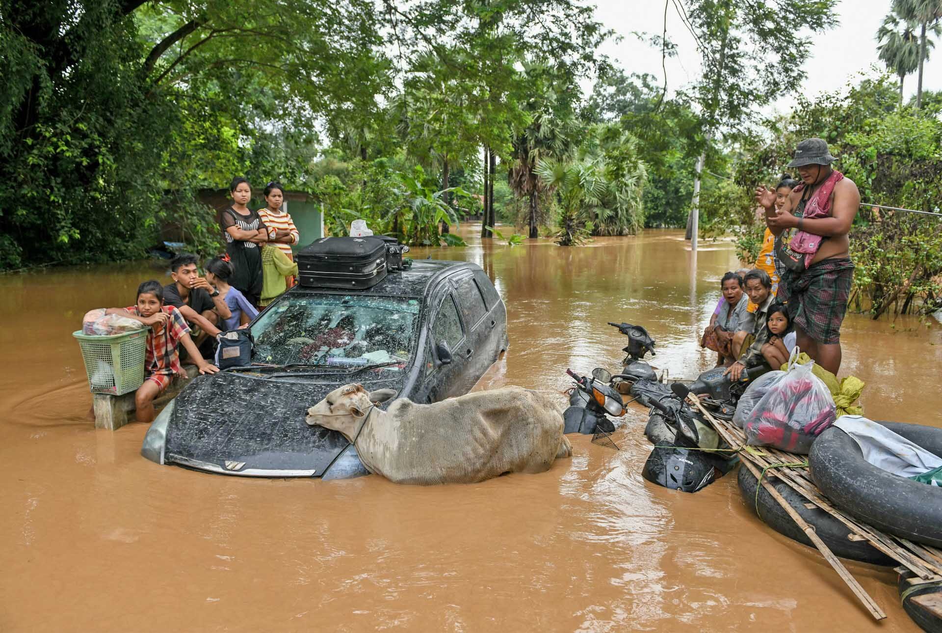 เมียนมายังวิกฤต! ดับพุ่ง 230 ศพ กระทบกว่า 6.3 แสนคน ไร้อาหาร-น้ำ-ยารักษาโรค