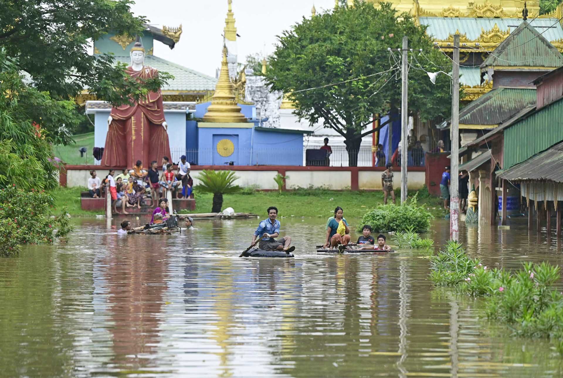 เมียนมายังวิกฤต! ดับพุ่ง 230 ศพ กระทบกว่า 6.3 แสนคน ไร้อาหาร-น้ำ-ยารักษาโรค